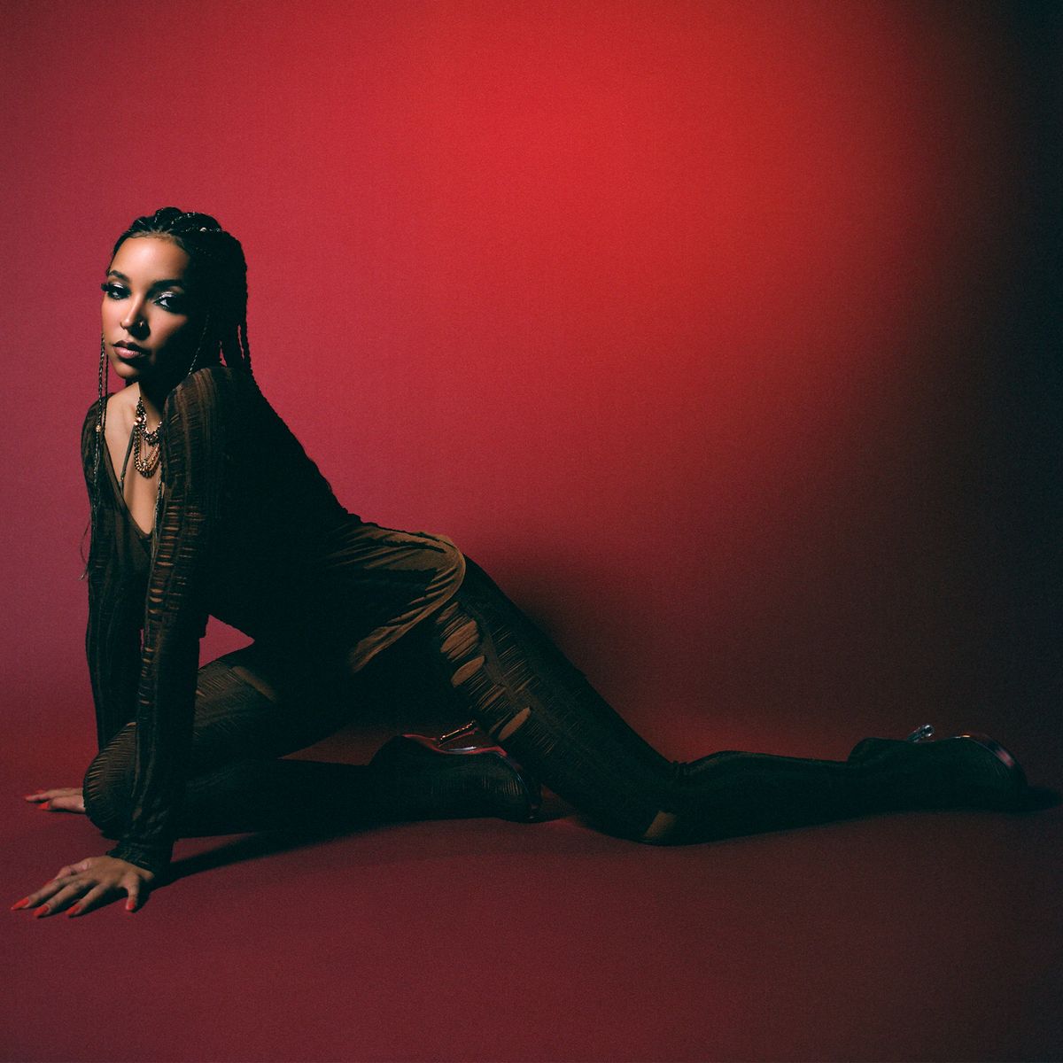 Tinashe has had a year, and she’s daring us to meet her on her level