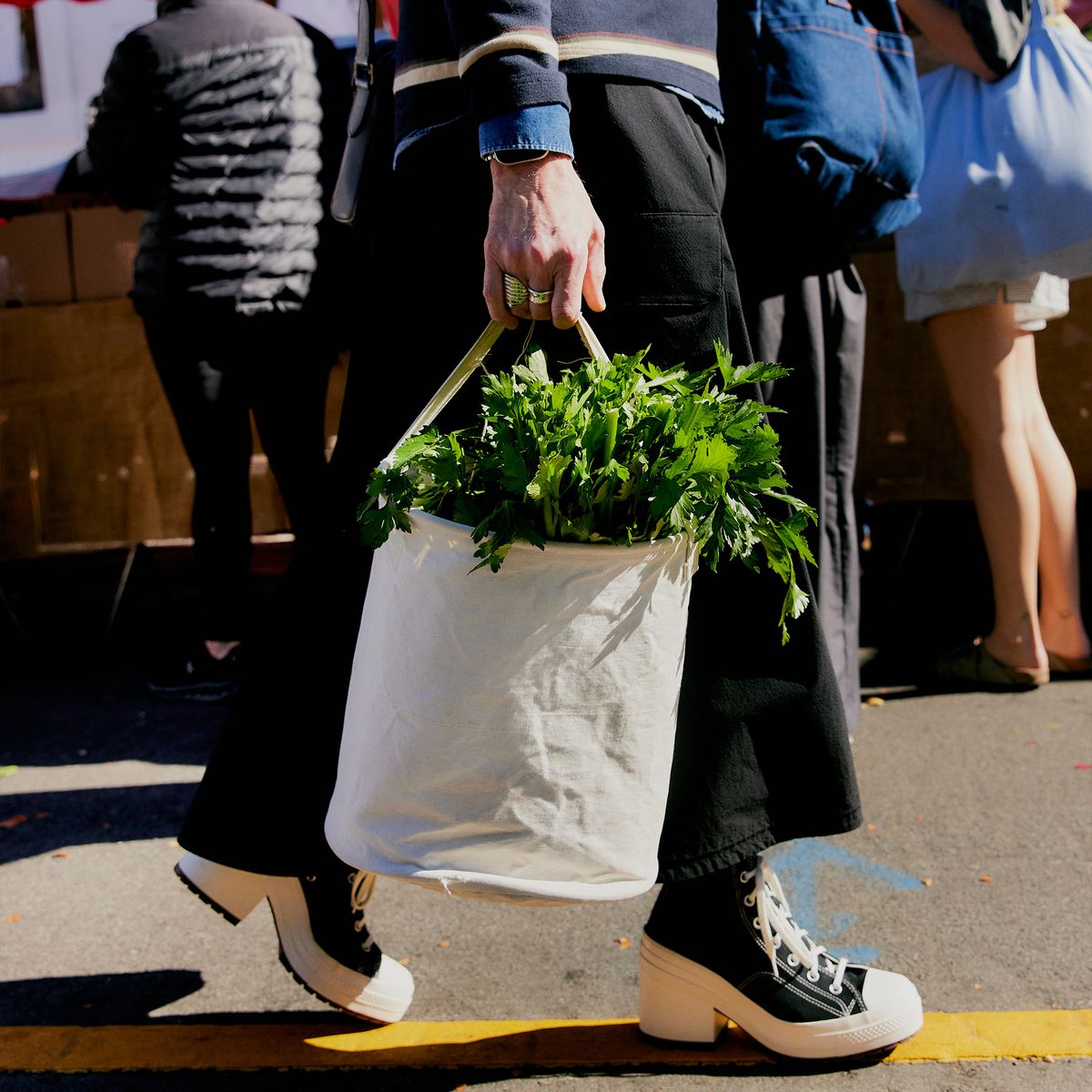 Street style at the Hollywood Farmers Market feels like a magic Saturday evening